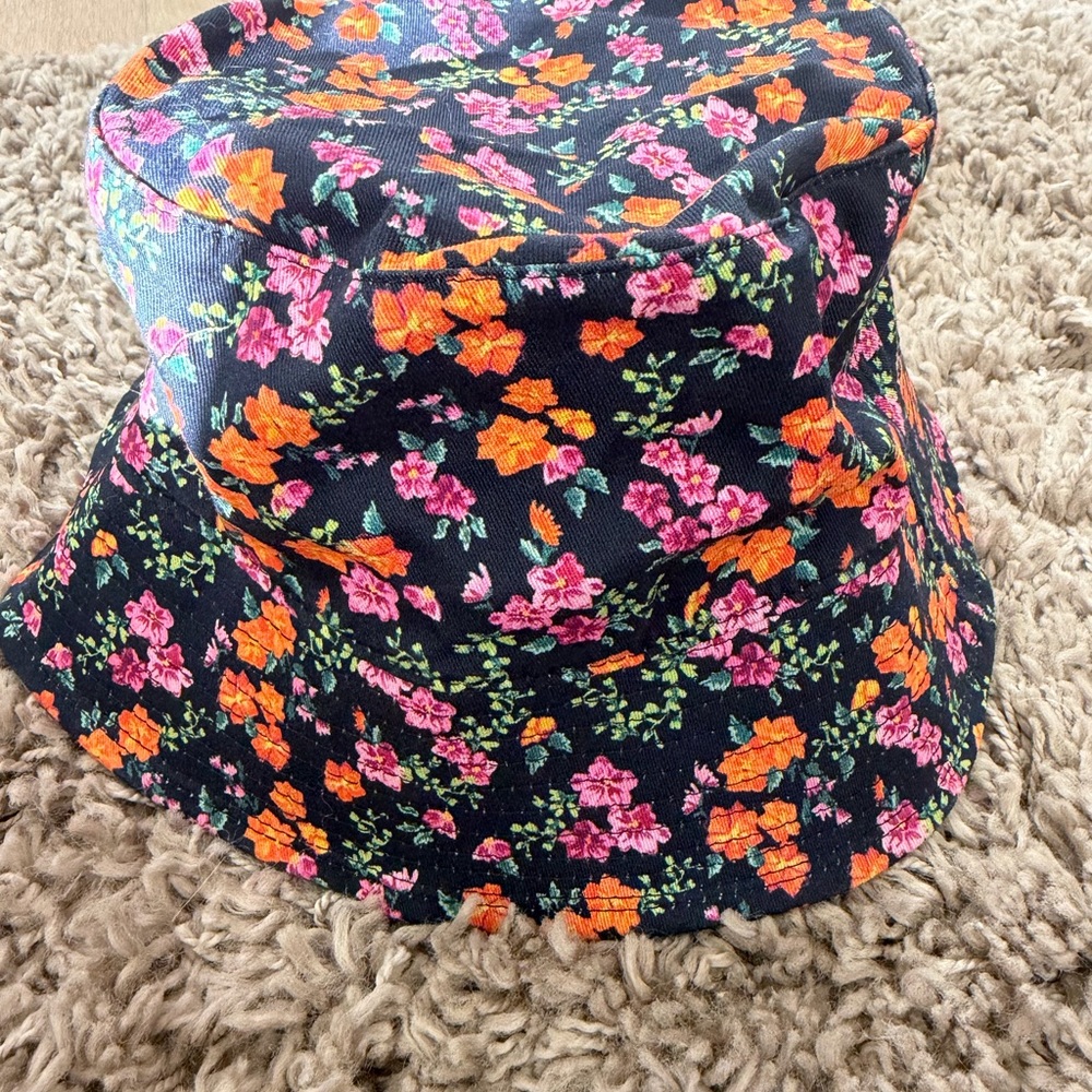 Zara floral bucket hat black pink orange